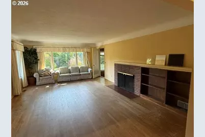 2444 Lariat Meadows Dr, Eugene, OR 97401 - Photo 9