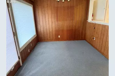 2444 Lariat Meadows Dr, Eugene, OR 97401 - Photo 11