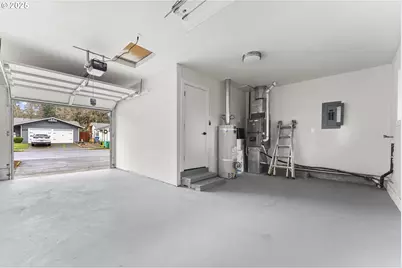 15133 SE Woodward St, Portland, OR 97236 - Photo 45