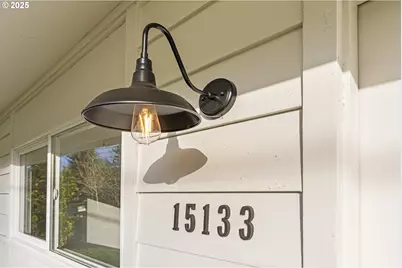 15133 SE Woodward St, Portland, OR 97236 - Photo 5