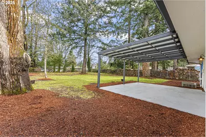 15133 SE Woodward St, Portland, OR 97236 - Photo 39