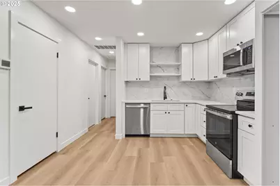 15133 SE Woodward St, Portland, OR 97236 - Photo 25