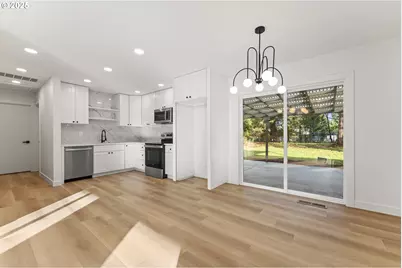 15133 SE Woodward St, Portland, OR 97236 - Photo 17