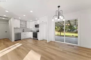 15133 SE Woodward St, Portland, OR 97236 - Photo 17