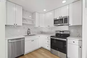 15133 SE Woodward St, Portland, OR 97236 - Photo 21