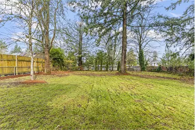 15133 SE Woodward St, Portland, OR 97236 - Photo 41