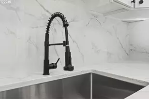 15133 SE Woodward St, Portland, OR 97236 - Photo 27