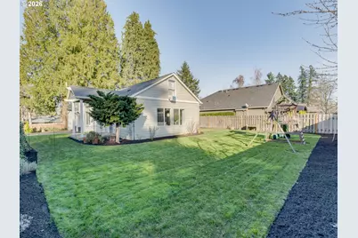 672 S Fir St, Canby, OR 97013 - Photo 37