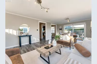 672 S Fir St, Canby, OR 97013 - Photo 11