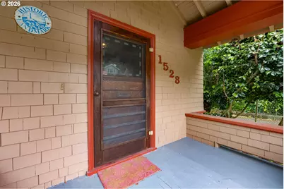 1528 Irving Ave, Astoria, OR 97103 - Photo 29