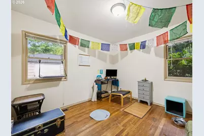2251 SE 70th Ave, Portland, OR 97215 - Photo 11