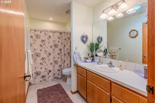 32022 SE Dodge Park Blvd, Gresham, OR 97080 - Photo 31