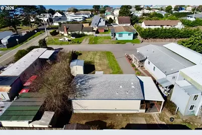 15851 Sunset Strip St, Brookings, OR 97415 - Photo 9