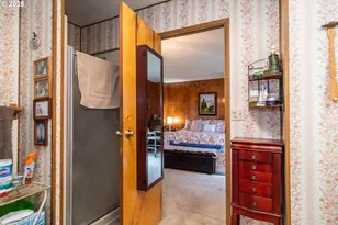 7840 Garden Valley Rd, Roseburg, OR 97471 - Photo 17