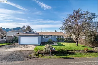 219 Hawthorne St, Sutherlin, OR 97479 - Photo 45