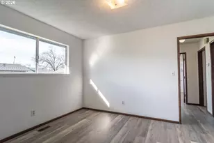 219 Hawthorne St, Sutherlin, OR 97479 - Photo 35