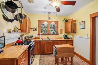 1503 NE Bryant St, Portland, OR 97211 - Photo 5