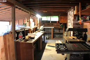 497 Woodcrest Dr, Myrtle Creek, OR 97457 - Photo 19