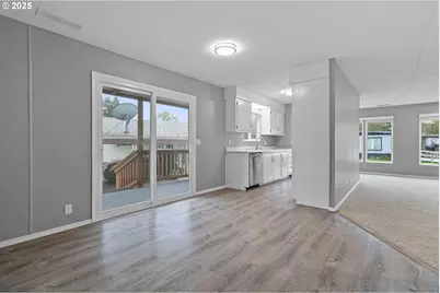 570 N 10th Ave #110, Cornelius, OR 97113 - Photo 11