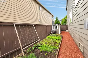 15966 NW Linder St, Portland, OR 97229 - Photo 37
