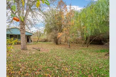 17055 SW Florence St, Beaverton, OR 97078 - Photo 41