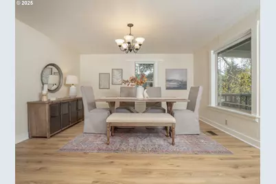 17055 SW Florence St, Beaverton, OR 97078 - Photo 9