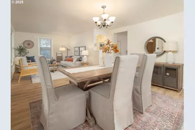 17055 SW Florence St, Beaverton, OR 97078 - Photo 11