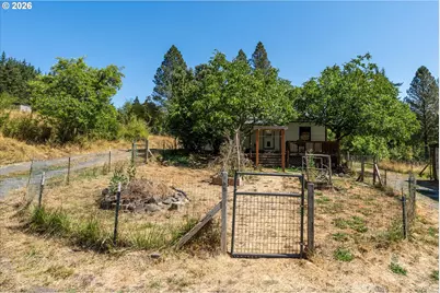 205 N Maple Hill Rd, Kelso, WA 98626 - Photo 29