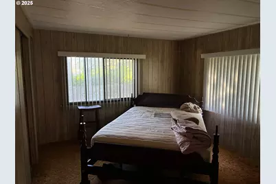 93919 Sunny Hill Ln, North Bend, OR 97459 - Photo 17