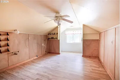 47433 School St, Oakridge, OR 97463 - Photo 9