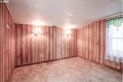47433 School St, Oakridge, OR 97463 - Photo 11