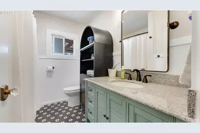1183 Ocean Ter, Coos Bay, OR 97420 - Photo 29