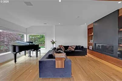 7750 SW Montclair Dr, Portland, OR 97225 - Photo 9