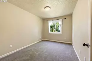 1743 SE Marion St, Portland, OR 97202 - Photo 25