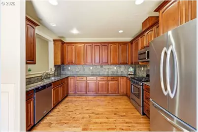 1743 SE Marion St, Portland, OR 97202 - Photo 9