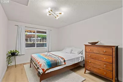 14375 SW Barlow Ct, Beaverton, OR 97008 - Photo 35