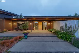 75175 Stargazer Ln, Coquille, OR 97423 - Photo 1