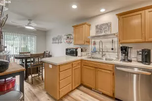 39329 Woodbury Way, Sandy, OR 97055 - Photo 9