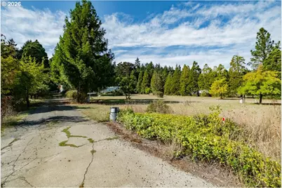 6390 NW Sumac Dr, Corvallis, OR 97330 - Photo 3