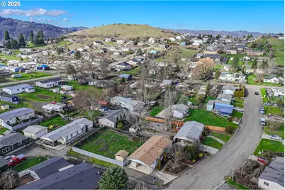 189 Bobwhite St, Roseburg, OR 97471 - Photo 47