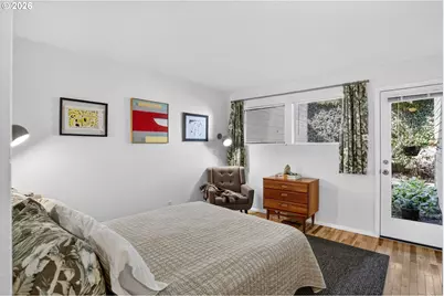 325 SE 146th Ave, Portland, OR 97233 - Photo 31
