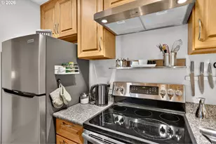 325 SE 146th Ave, Portland, OR 97233 - Photo 19