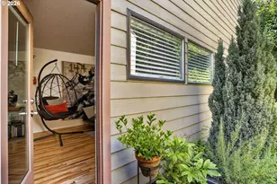 325 SE 146th Ave, Portland, OR 97233 - Photo 11