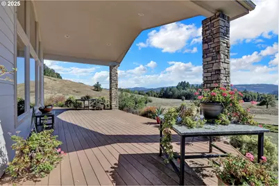 485 Andrews Rd, Yoncalla, OR 97499 - Photo 11