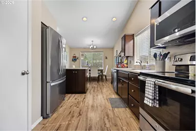 1275 Crystal Ln, Lafayette, OR 97127 - Photo 9