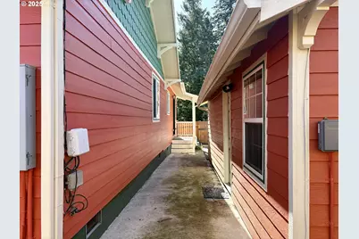 869 N Collier St, Coquille, OR 97423 - Photo 35