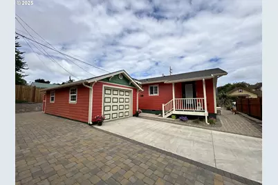 869 N Collier St, Coquille, OR 97423 - Photo 33