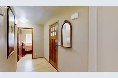 869 N Collier St, Coquille, OR 97423 - Photo 17