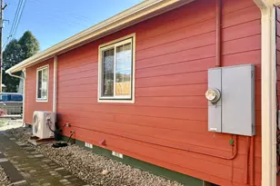 869 N Collier St, Coquille, OR 97423 - Photo 37