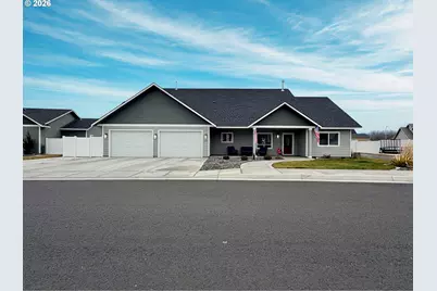 416 SW Desert Sky Dr, Hermiston, OR 97838 - Photo 1